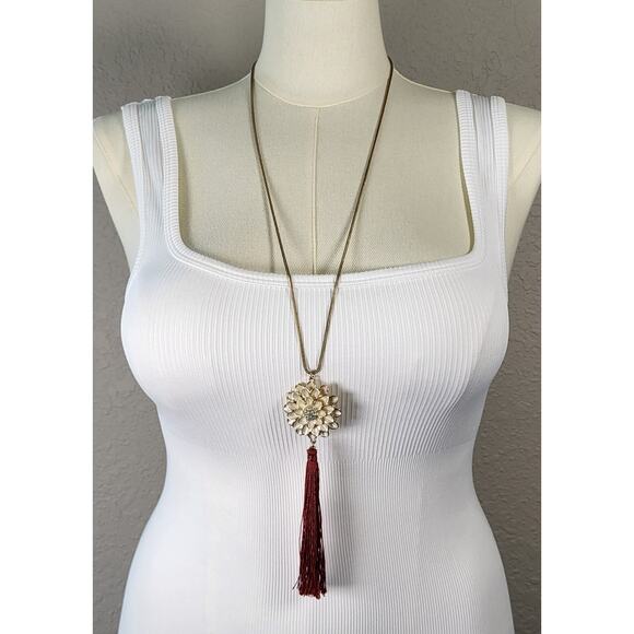 Cato Jewelry - CATO Dahlia Blossom Flower Necklace with Rust Tassel Drop